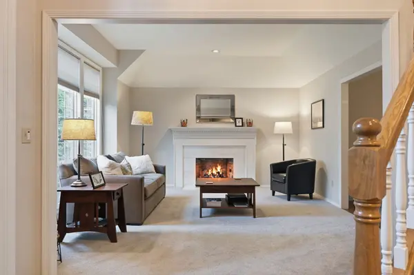 14735 SW Peachtree Dr, Portland, OR 97224-1486