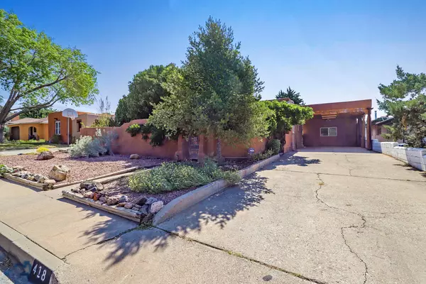 418 LAFAYETTE PL NE, Albuquerque, NM 87106