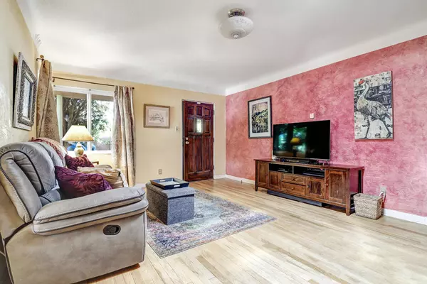 418 LAFAYETTE PL NE, Albuquerque, NM 87106