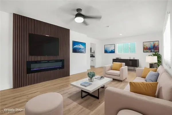 1336 Darmak DR, Las Vegas, NV 89102