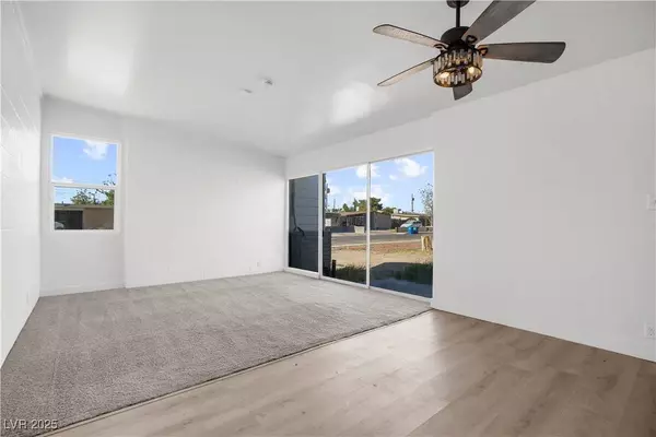 1904 Gifford ST, North Las Vegas, NV 89030