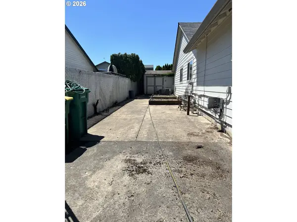 1387 SE EVANS LOOP, Troutdale, OR 97060