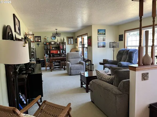 1387 SE EVANS LOOP, Troutdale, OR 97060
