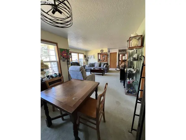 1387 SE EVANS LOOP, Troutdale, OR 97060