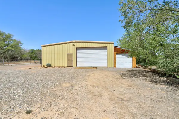 53 Archibeque LN, Corrales, NM 87048