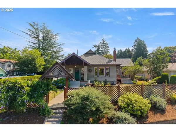 518 SE ROBERTS AVE, Gresham, OR 97080