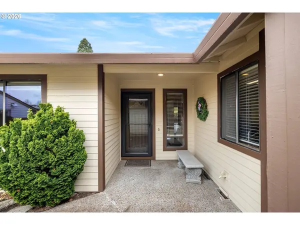10335 SW GREENLEAF TER, Portland, OR 97224