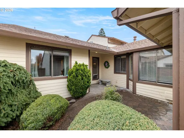10335 SW GREENLEAF TER, Portland, OR 97224