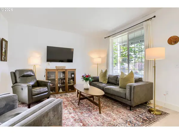 5478 J ST, Washougal, WA 98671