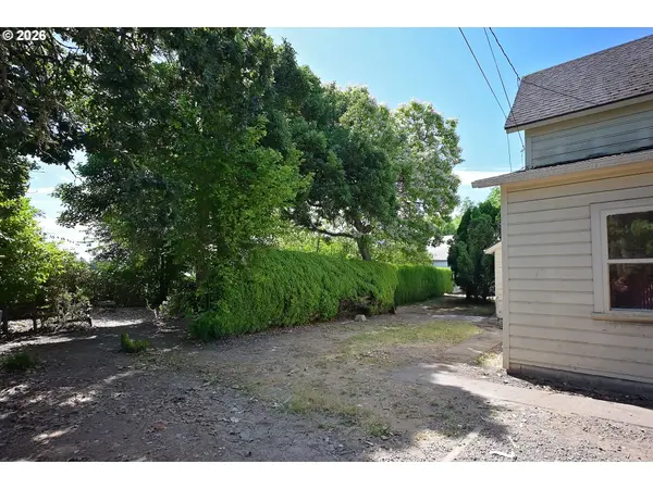 1710 SW 2ND ST, Mc Minnville, OR 97128