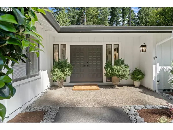 15735 NE BROWNDALE FARM RD, Aurora, OR 97002