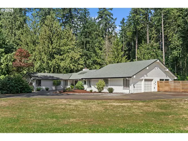 15735 NE BROWNDALE FARM RD, Aurora, OR 97002