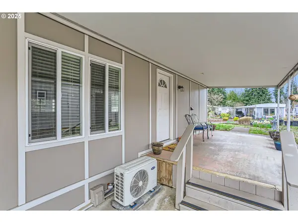 11736 SW ROYAL VILLA DR, Tigard, OR 97224