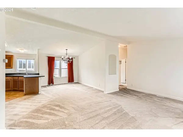 11432 SW ROYAL VILLAS DR, Portland, OR 97224