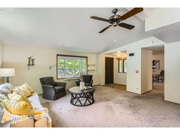 11515 SW GRAVEN ST, Portland, OR 97224