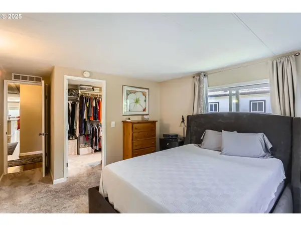 11680 SW ROYAL VILLA DR, Tigard, OR 97224