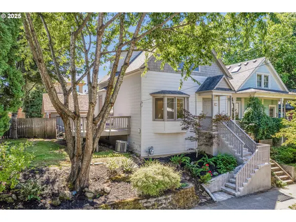 78 NE IVY ST, Portland, OR 97212