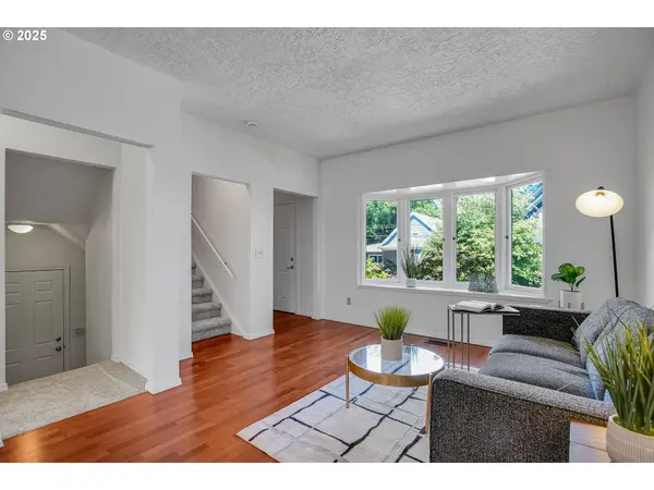 78 NE IVY ST, Portland, OR 97212
