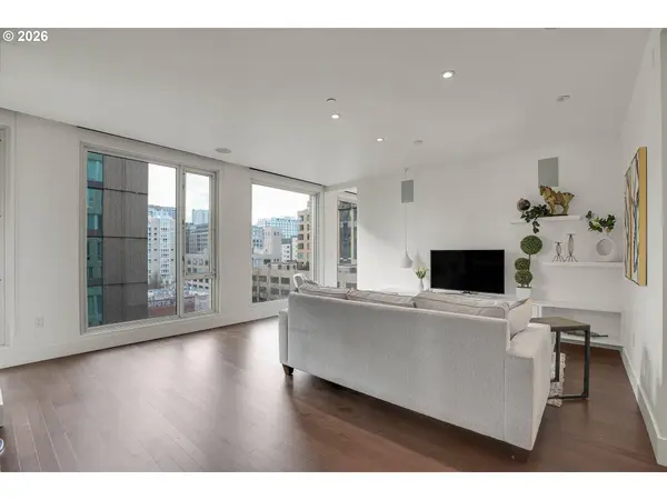 937 NW GLISAN ST #735, Portland, OR 97209