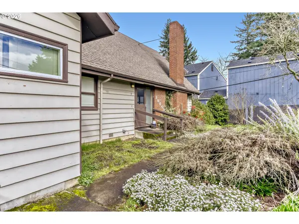 16659 SE POWELL BLVD, Portland, OR 97236