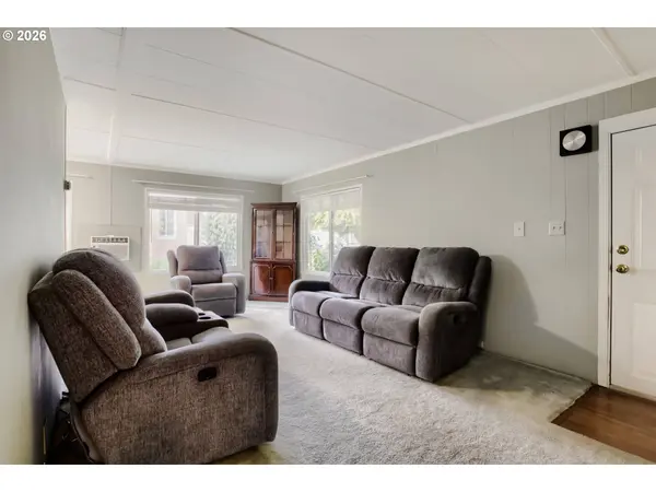 11564 SW ROYAL VILLA DR, Tigard, OR 97224