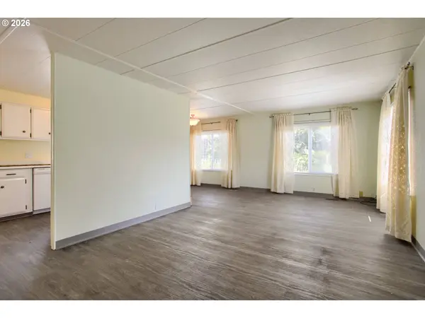 11728 SW ROYAL VILLA DR, Tigard, OR 97224