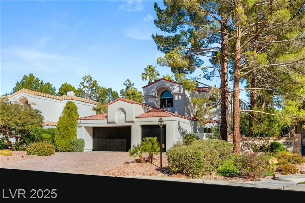 2104 Inverness Dr, Henderson, NV 89074-4134