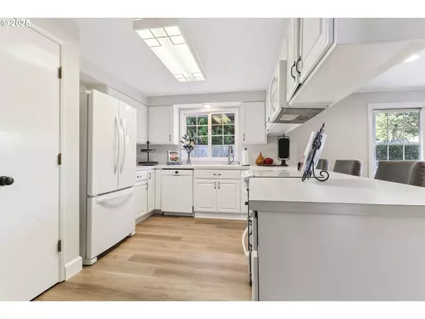 6985 SW OTTAWA ST, Tualatin, OR 97062