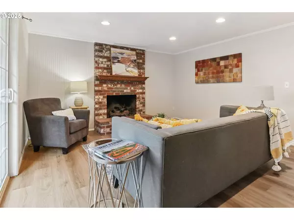 6985 SW OTTAWA ST, Tualatin, OR 97062