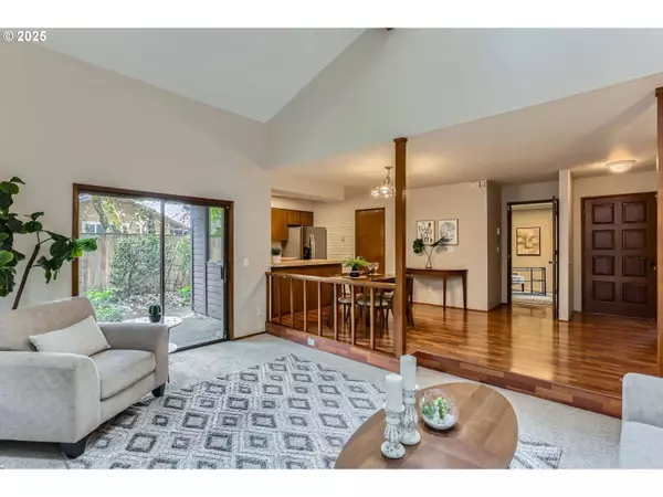 18435 TERRY AVE, Lake Oswego, OR 97035