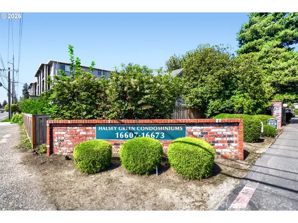 16615 NE HALSEY ST, Portland, OR 97230