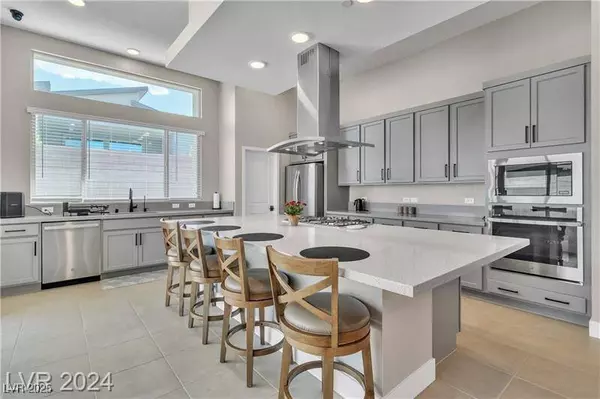 10301 Fairview Ridge CT, Las Vegas, NV 89166