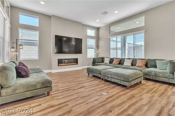 10301 Fairview Ridge CT, Las Vegas, NV 89166