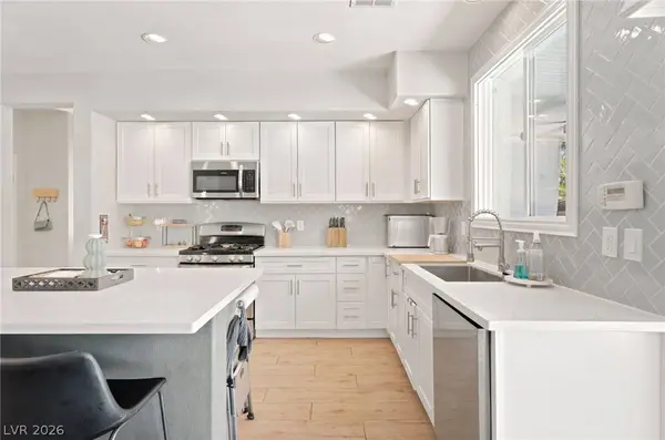 3412 Perching Bird LN, North Las Vegas, NV 89084