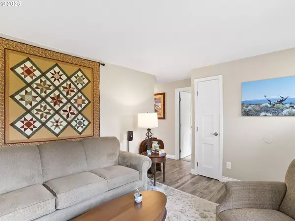 19627 SW WRIGHT ST, Beaverton, OR 97078