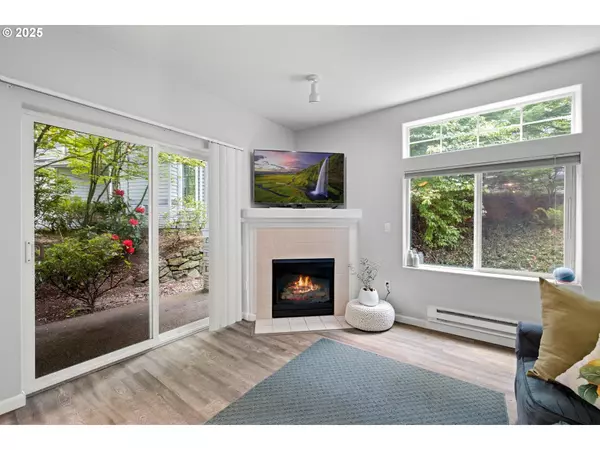 14575 SW MAGPIE LN #101, Beaverton, OR 97007