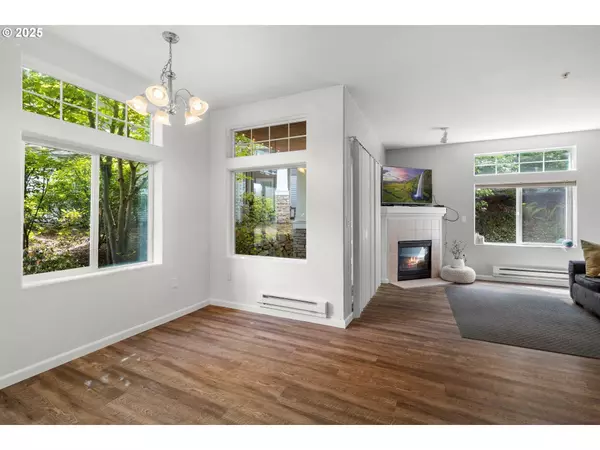 14575 SW MAGPIE LN #101, Beaverton, OR 97007