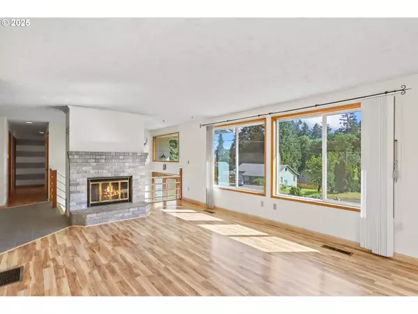 2335 5TH ST, Columbia City, OR 97018