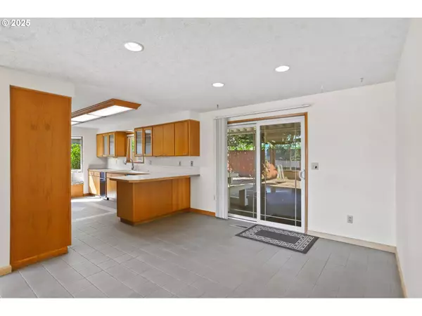 2335 5TH ST, Columbia City, OR 97018