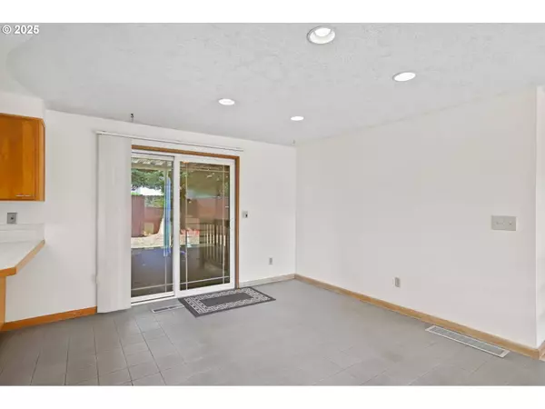 2335 5TH ST, Columbia City, OR 97018