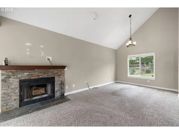 4223 SE ANDEREGG DR, Portland, OR 97236