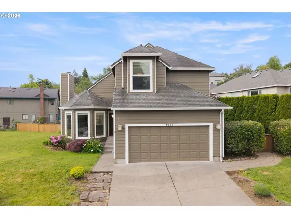 4223 SE ANDEREGG DR, Portland, OR 97236