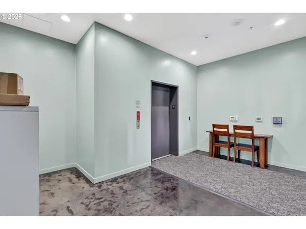 910 SE 42ND AVE #420, Portland, OR 97215