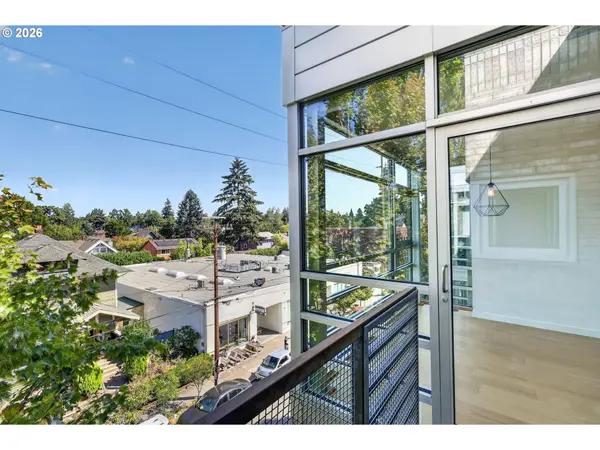 910 SE 42ND AVE #420, Portland, OR 97215