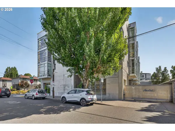 910 SE 42ND AVE #420, Portland, OR 97215