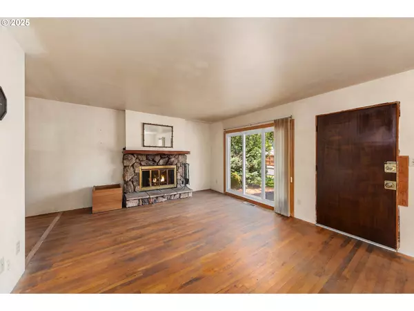 9312 N LEONARD ST, Portland, OR 97203