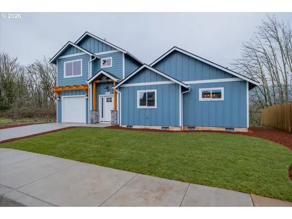 1453 45TH AVE, Sweet Home, OR 97386