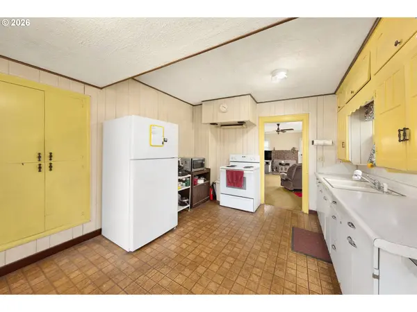 4610 NE 75TH AVE, Portland, OR 97218