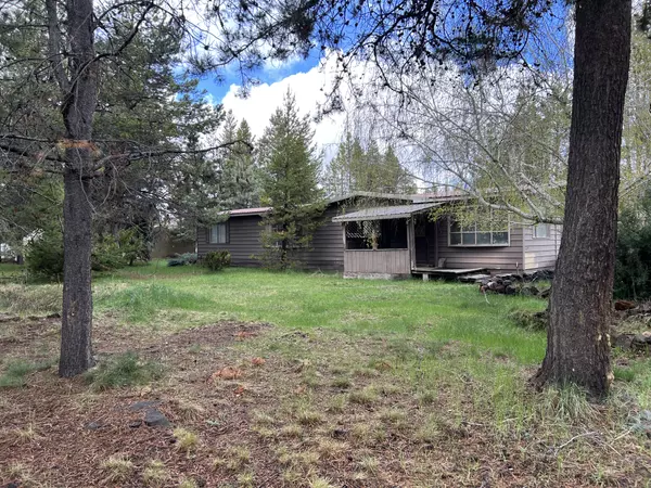 16038 Amber Ln, La Pine, OR 97739-9612