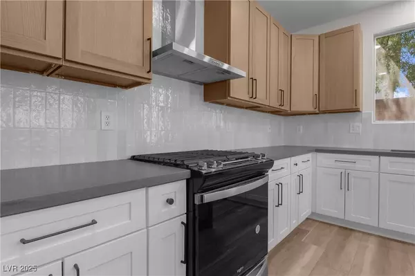 177 Rocky Star ST, Henderson, NV 89012